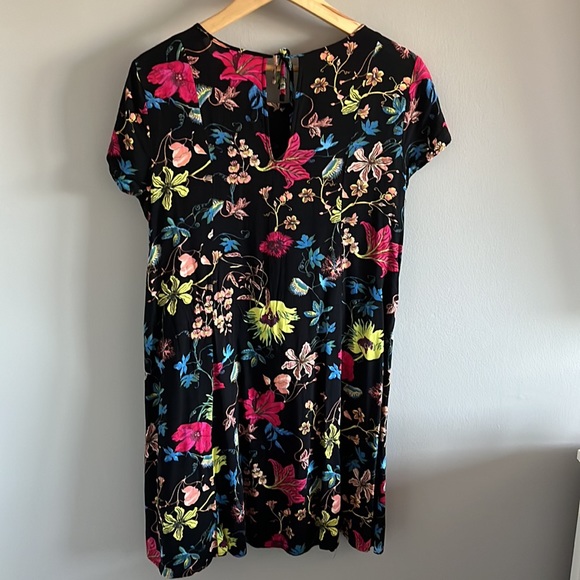 H&M Spring Floral Dress with neon flowers💐 - Picture 2 of 3